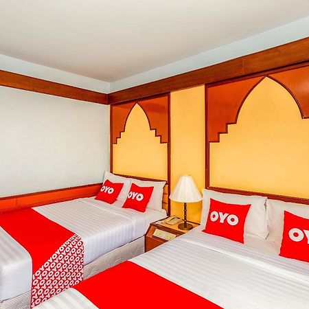 Oyo 441 Grand Thara Hotel Surat Thani Exteriör bild