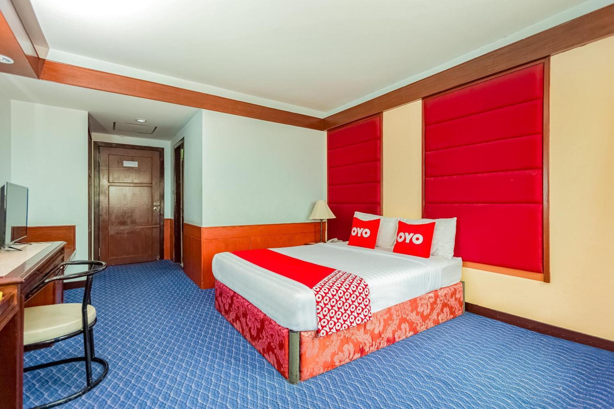 Oyo 441 Grand Thara Hotel Surat Thani Exteriör bild