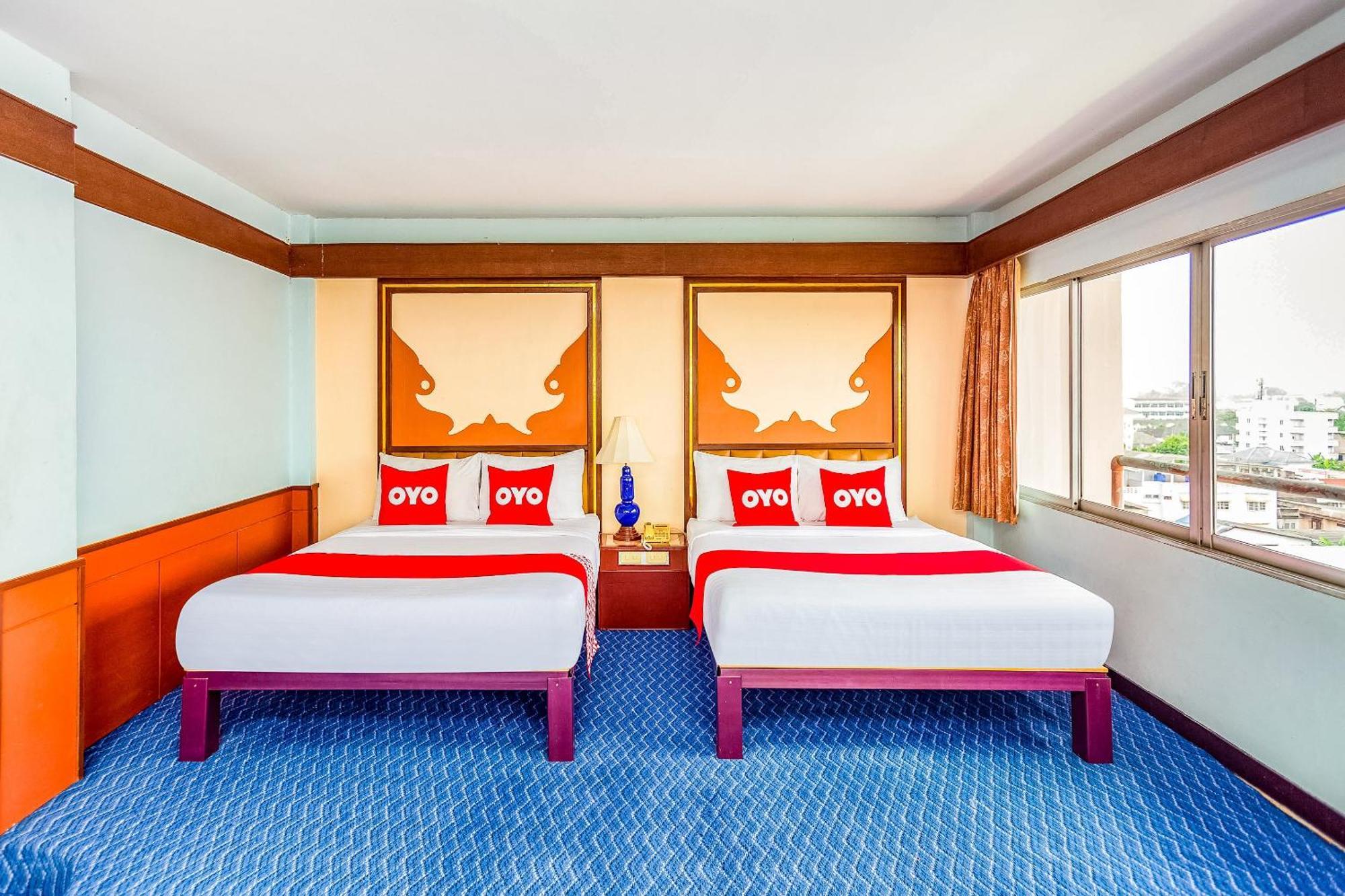 Oyo 441 Grand Thara Hotel Surat Thani Exteriör bild