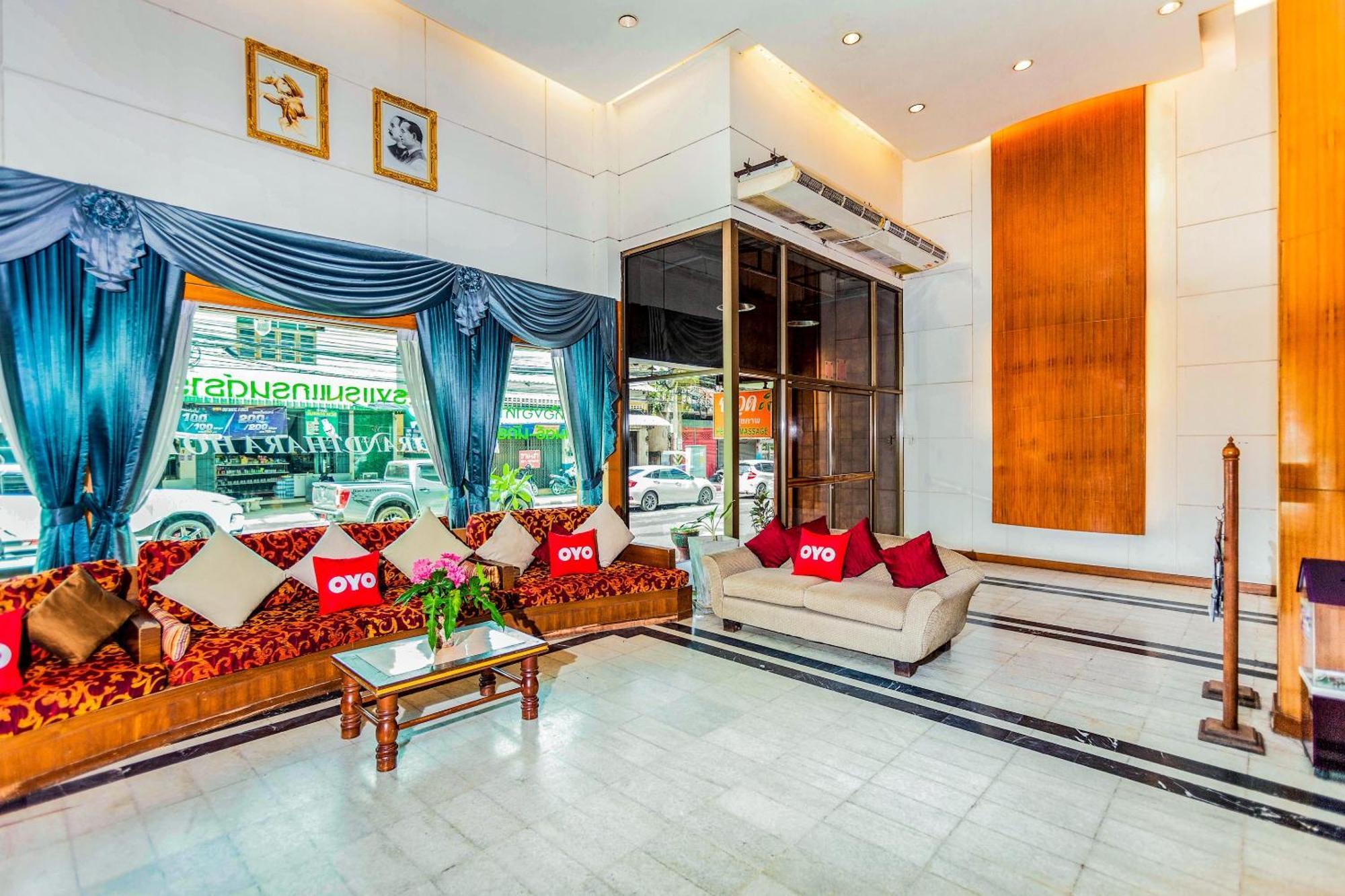 Oyo 441 Grand Thara Hotel Surat Thani Exteriör bild