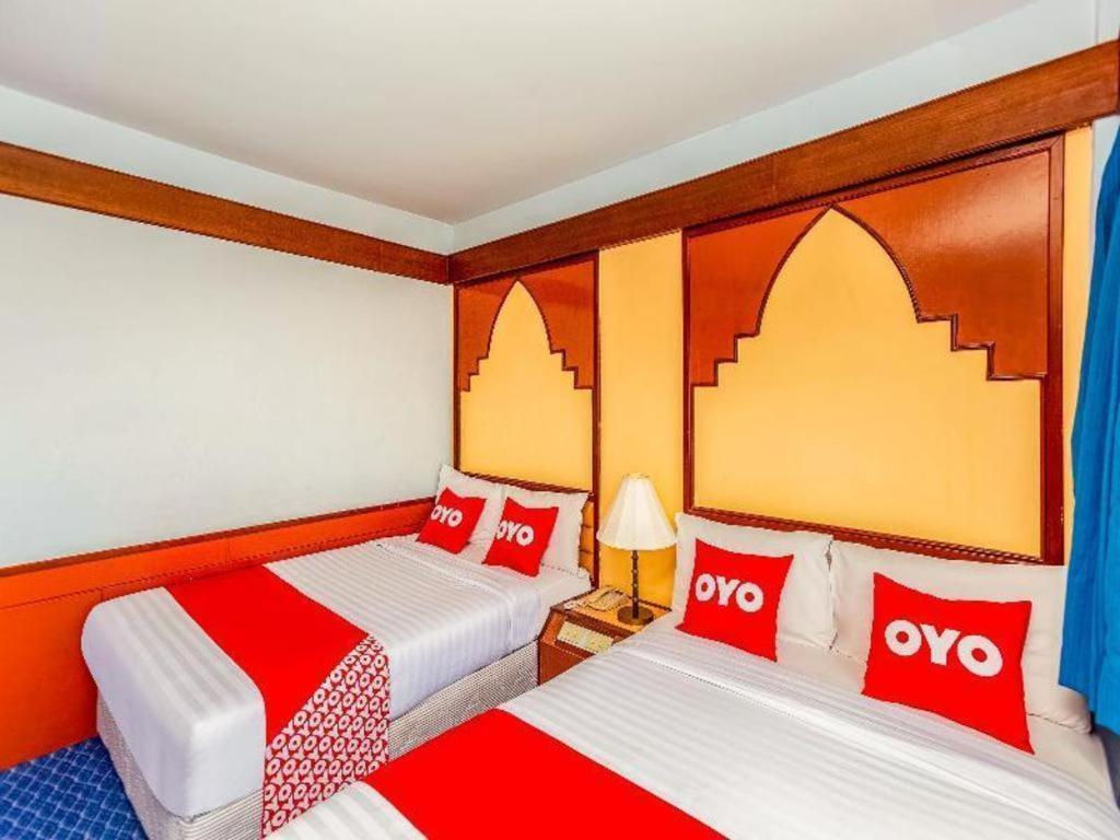 Oyo 441 Grand Thara Hotel Surat Thani Exteriör bild