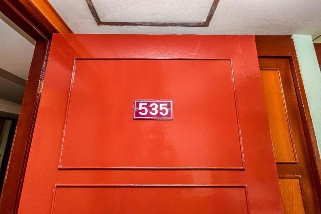 Oyo 441 Grand Thara Hotel Surat Thani Exteriör bild